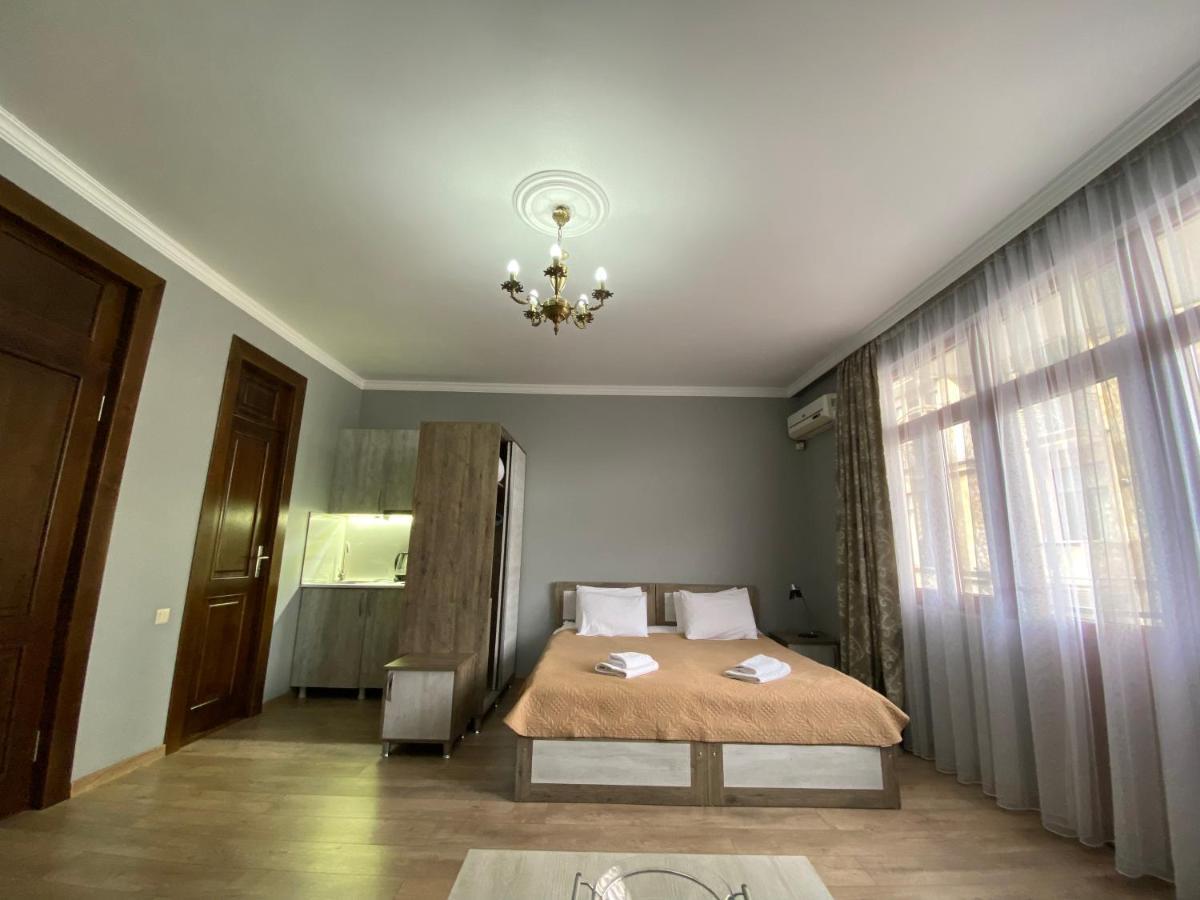 Cozy Studio On Europe Square 바투미 외부 사진