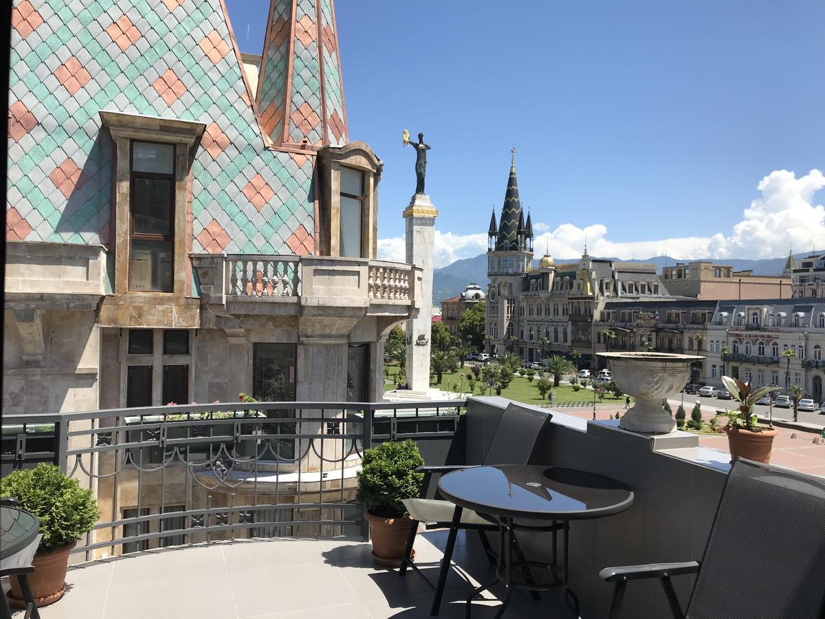 Cozy Studio On Europe Square 바투미 외부 사진
