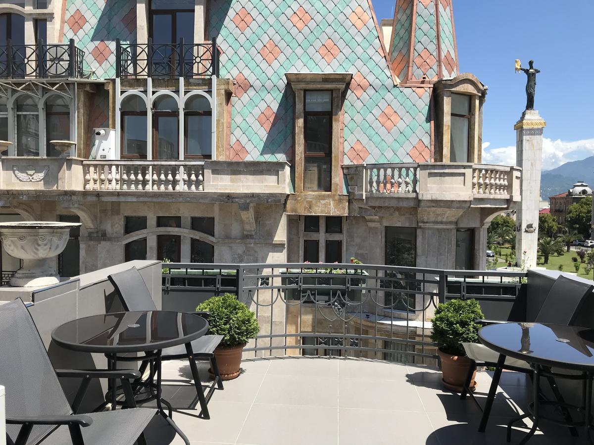 Cozy Studio On Europe Square 바투미 외부 사진